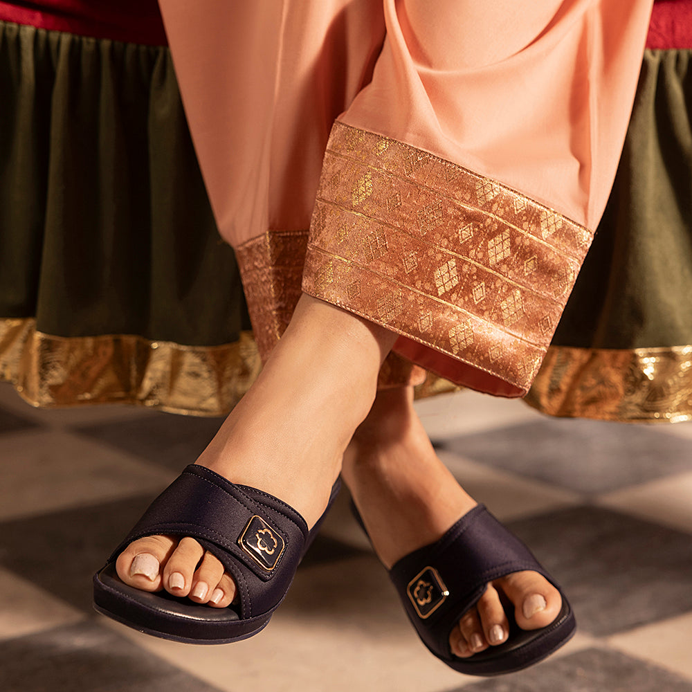 Casual Wedge Slippers