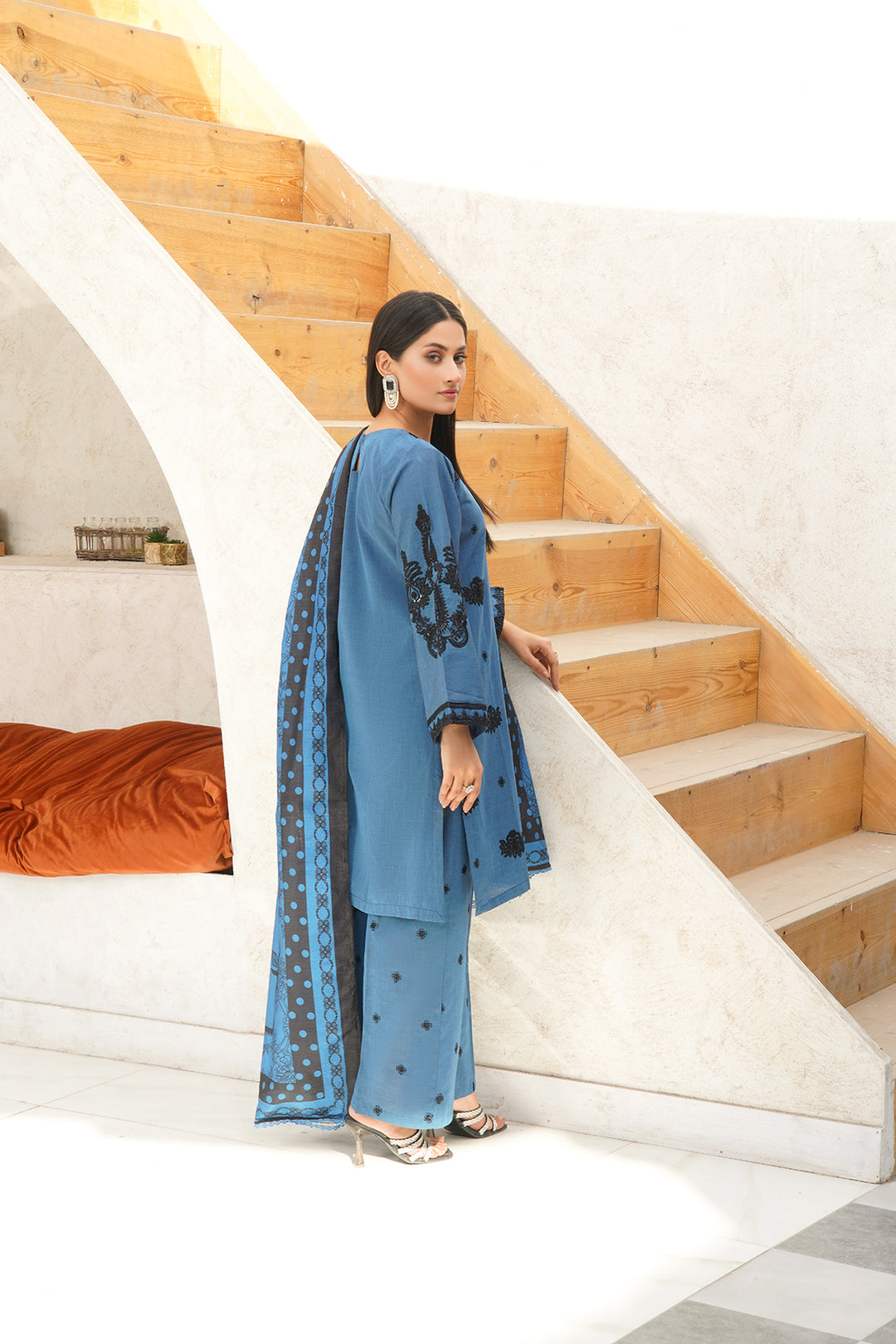 2-PC Embroidered Luxury Lawn