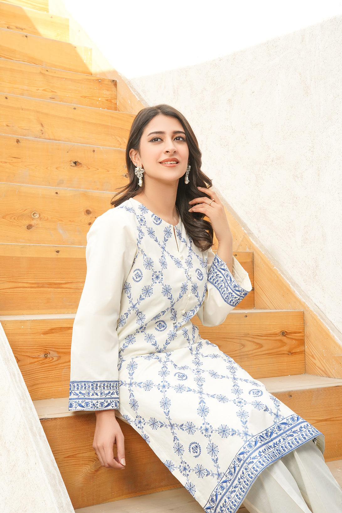 2-PC Embroided Luxury Lawn