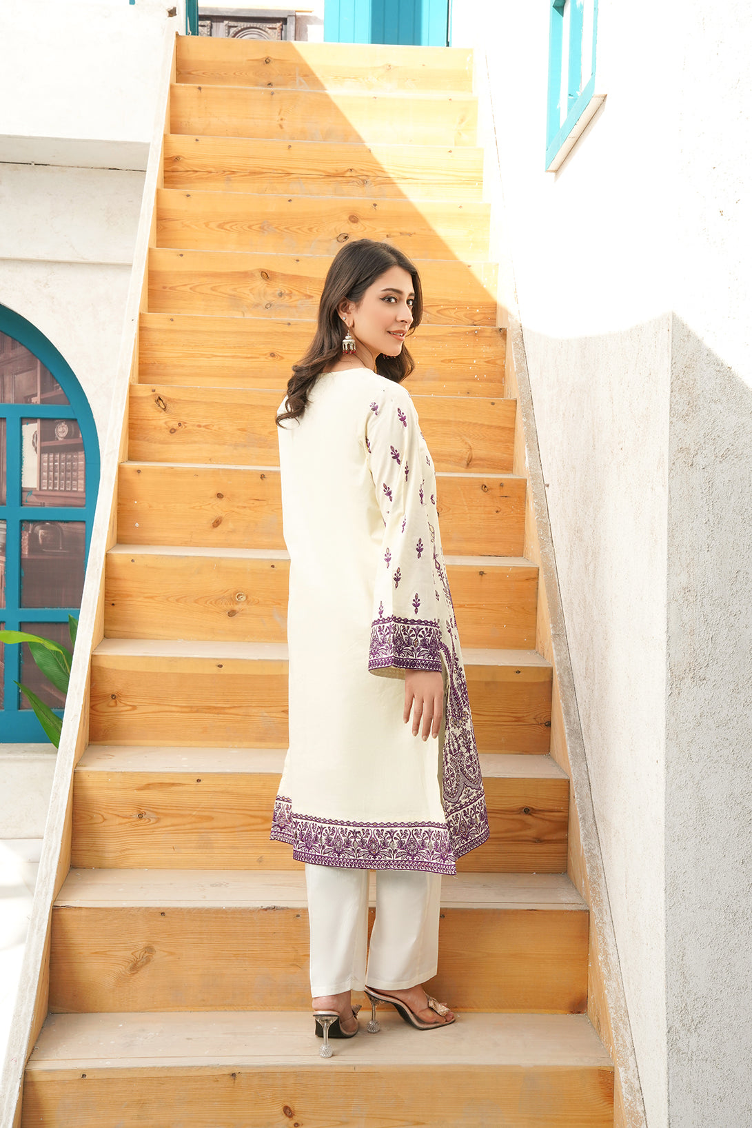 2-PC Embroidered Luxury Lawn