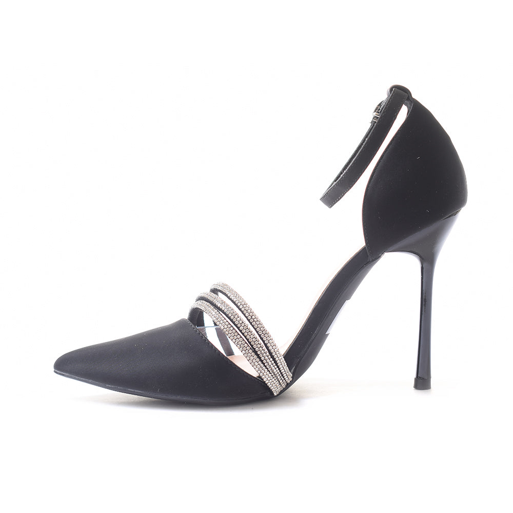 Fancy Court Shoes