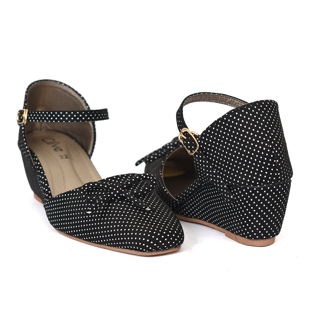 Kids Fancy Court Shoes (Large Size)