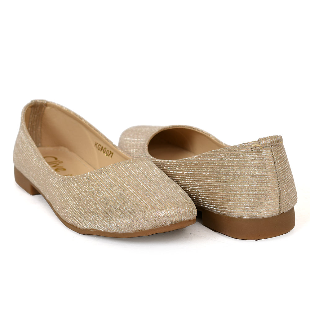 Girls Casual Pumps (Large Size)