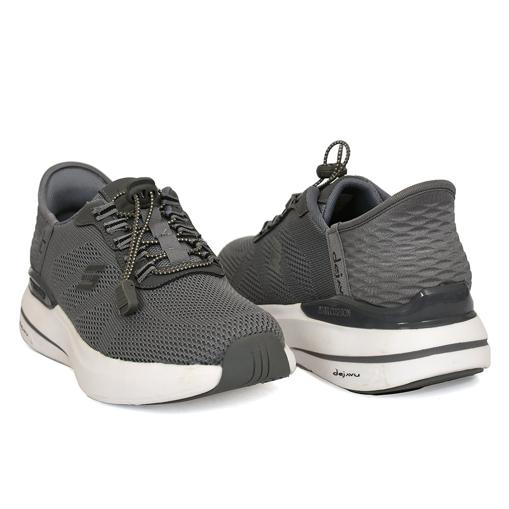 Sports Shoes