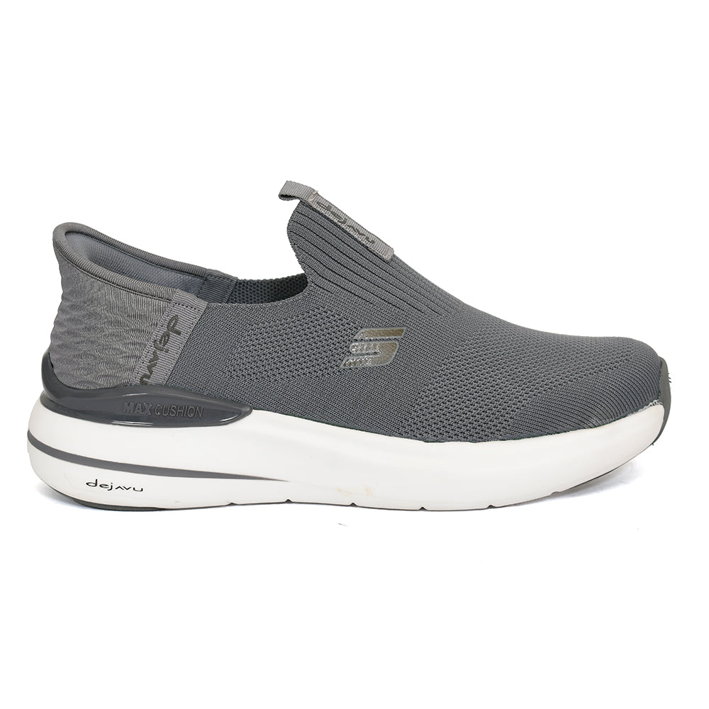 Sports Shoes
