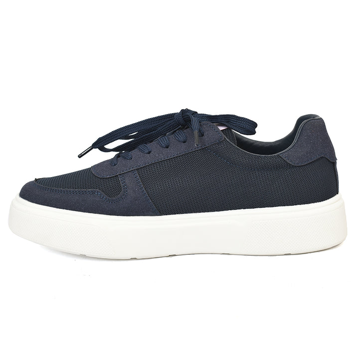 Sports Shoes
