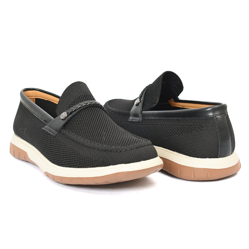 Sports Shoes