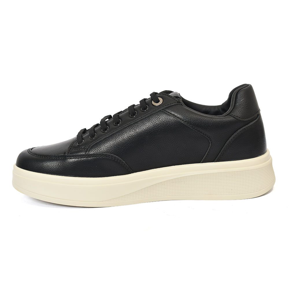 Sports Shoes