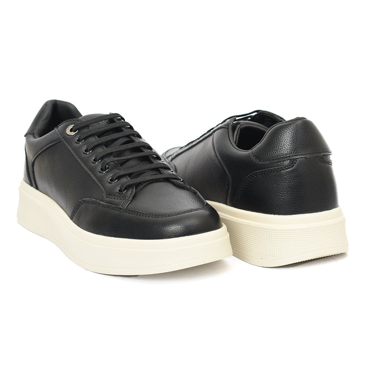 Sports Shoes