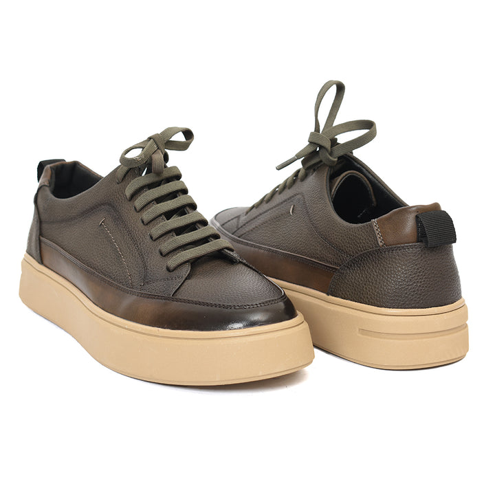 Sports Shoes