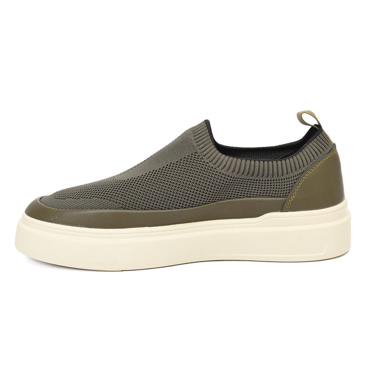 Sports Shoes