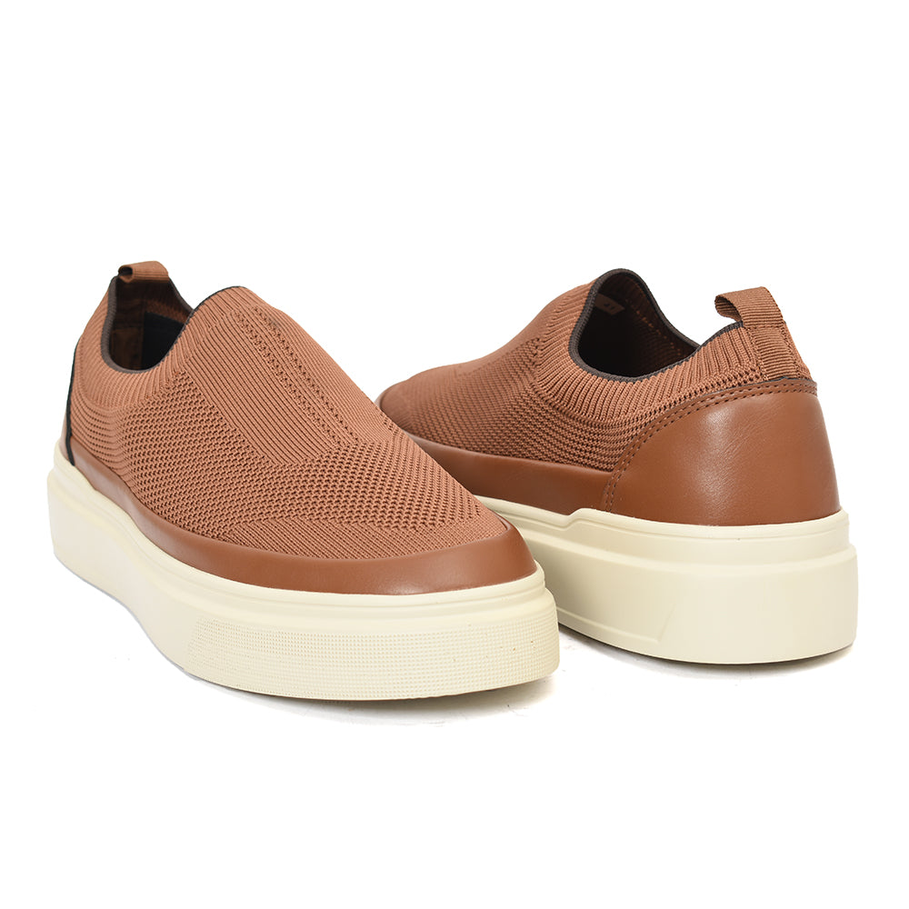Sports Shoes