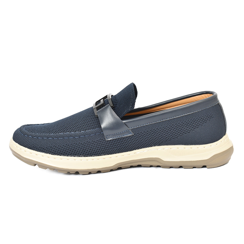Sports Shoes