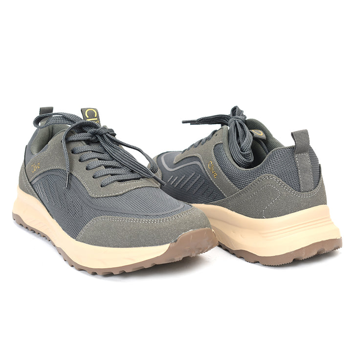Sports Shoes
