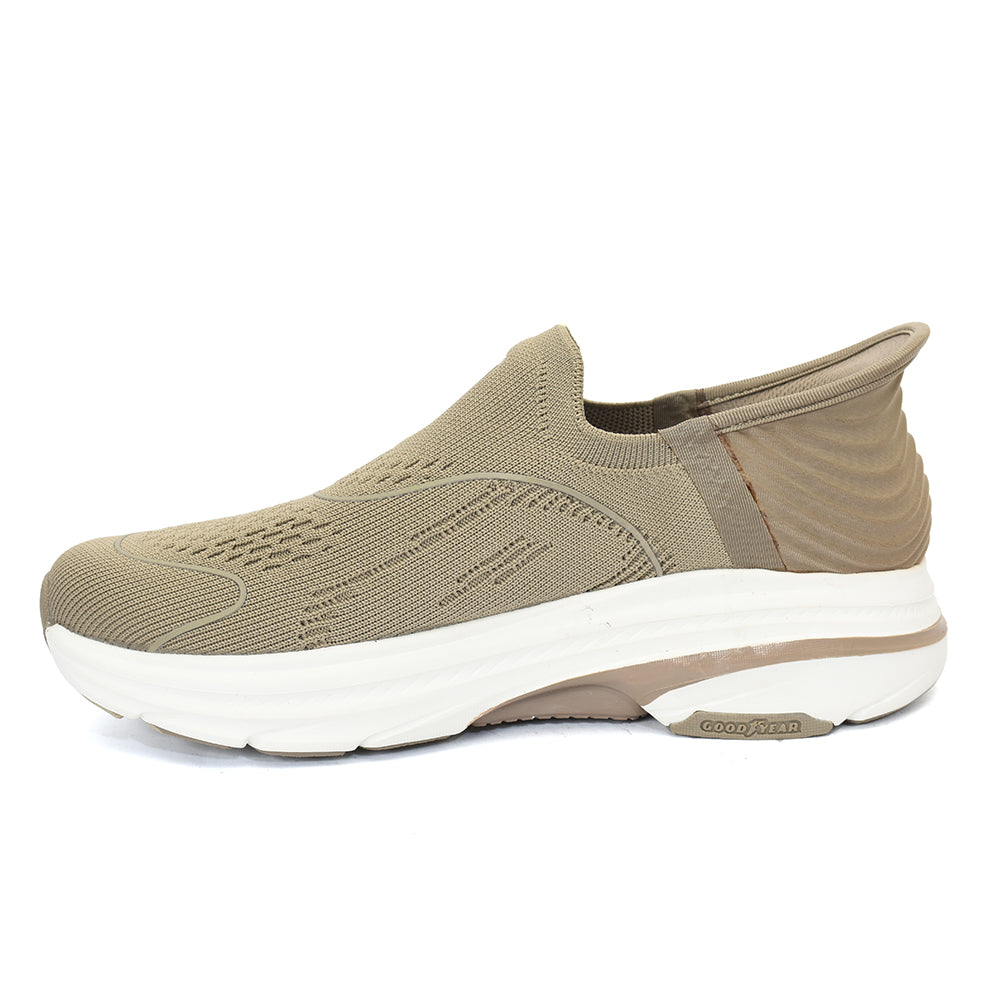 Sports Shoes
