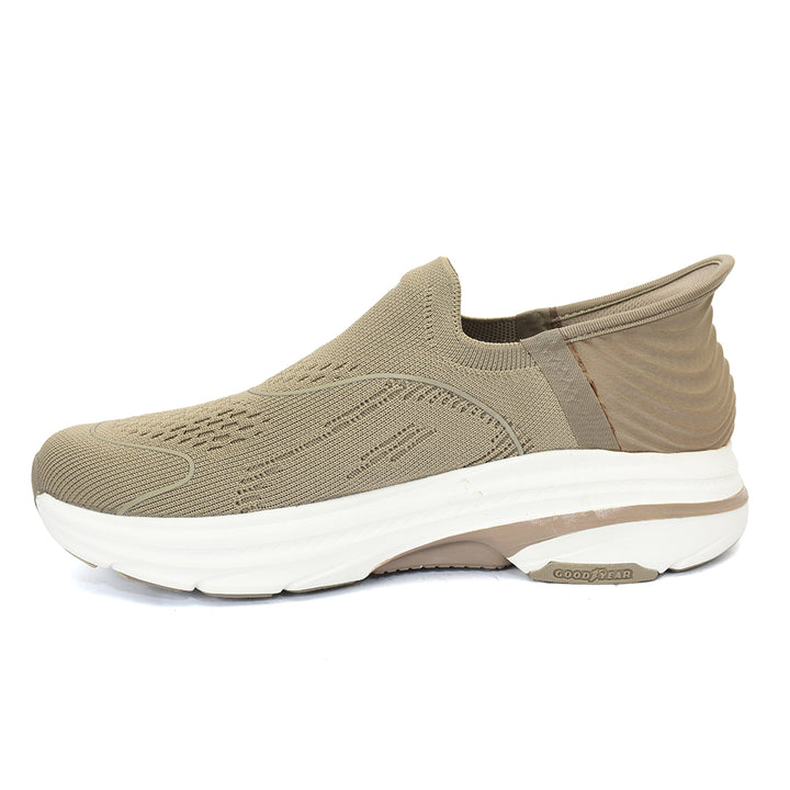 Sports Shoes