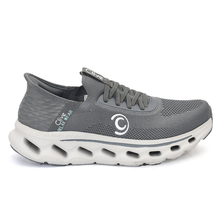 Sports Shoes
