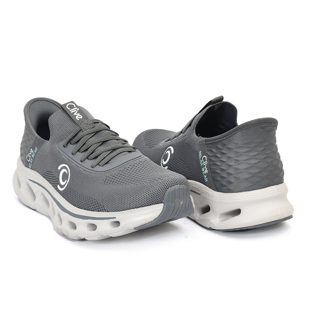 Sports Shoes