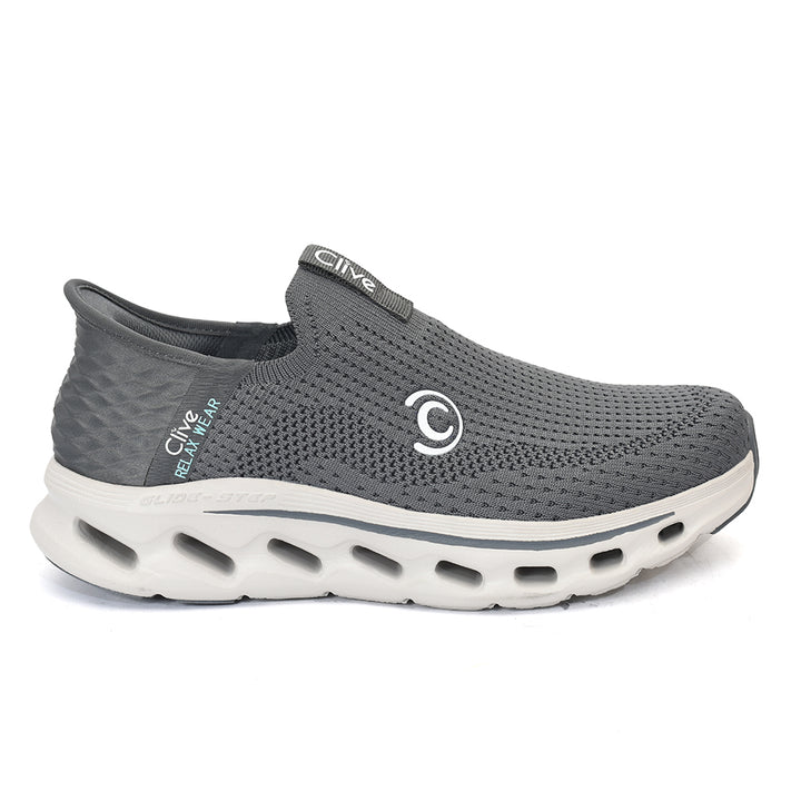 Sports Shoes