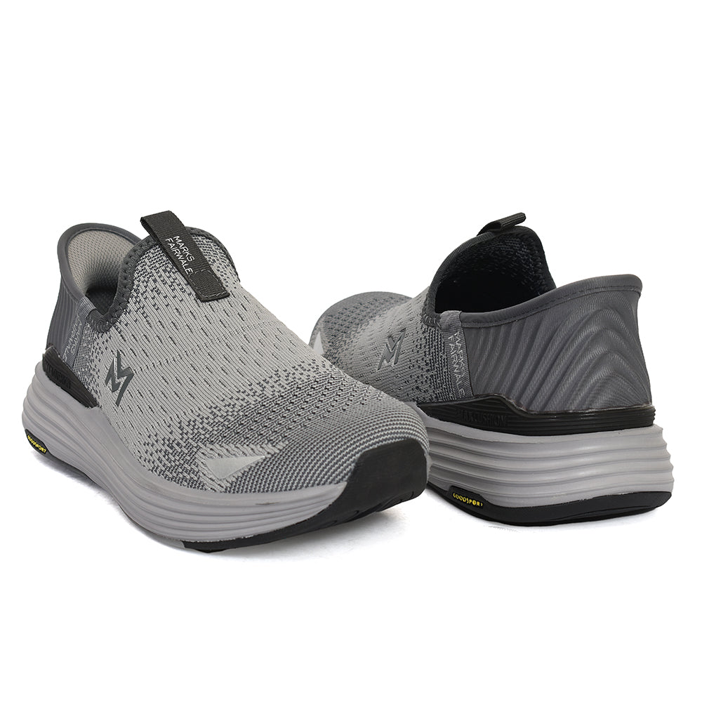Sports Shoes
